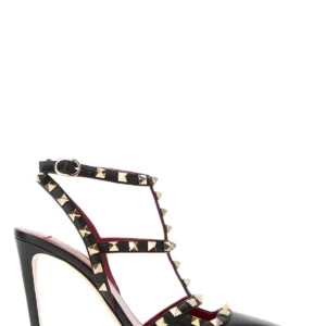 Black leather Rockstud pumps