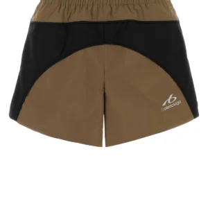 Biscuit tech fabric shorts